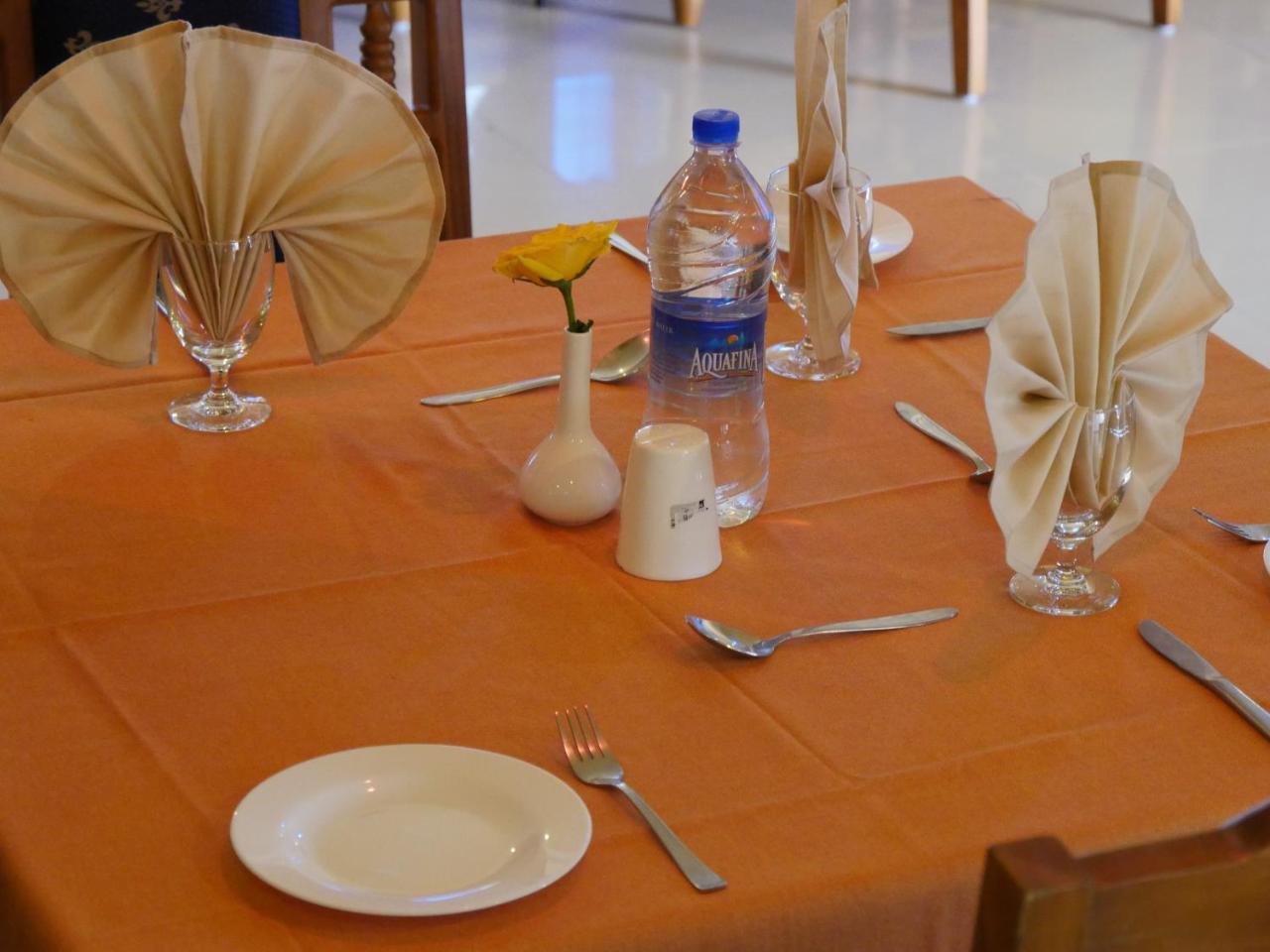 Отель Karthika Residency Kilimanur Экстерьер фото