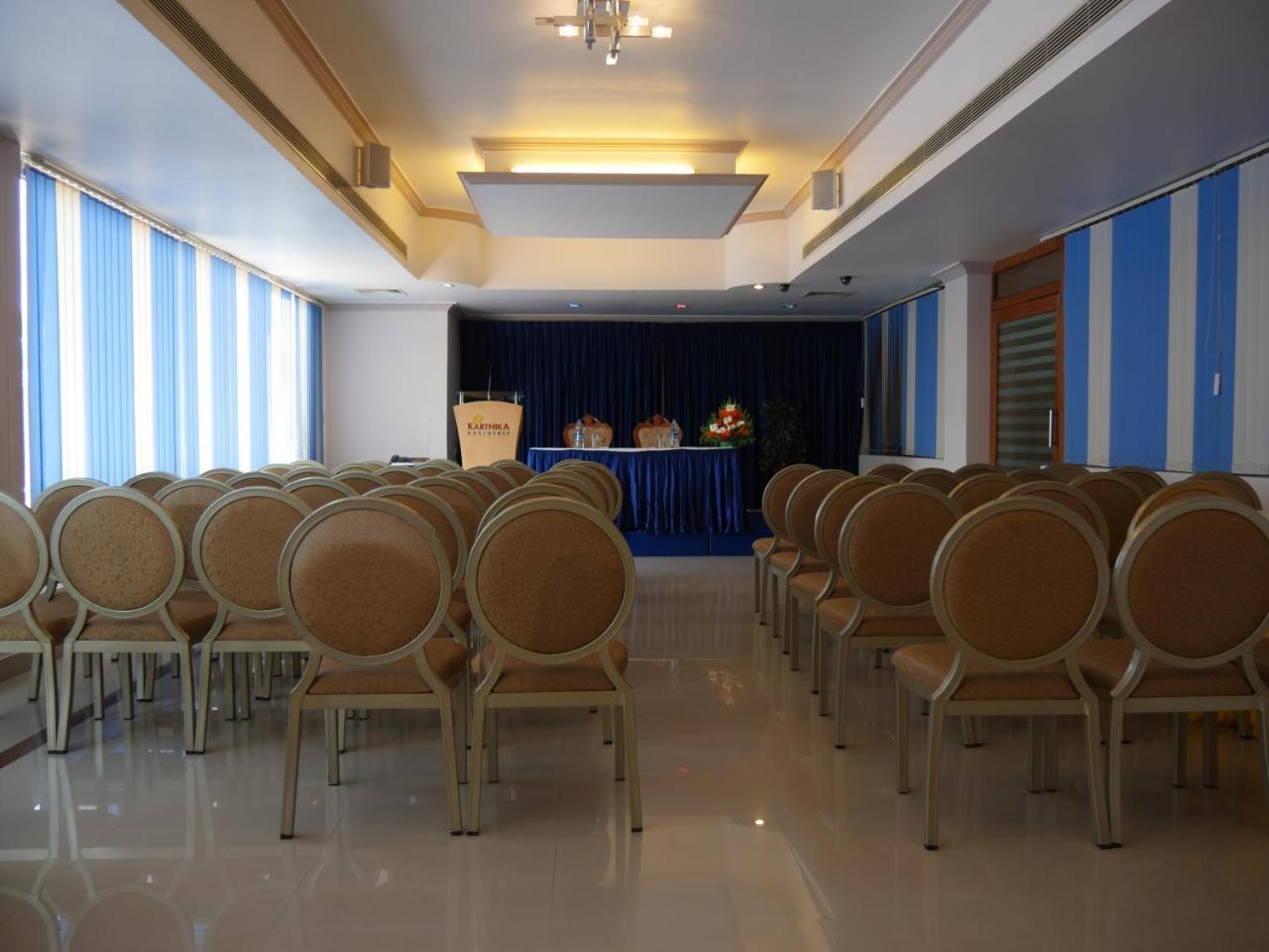 Отель Karthika Residency Kilimanur Экстерьер фото
